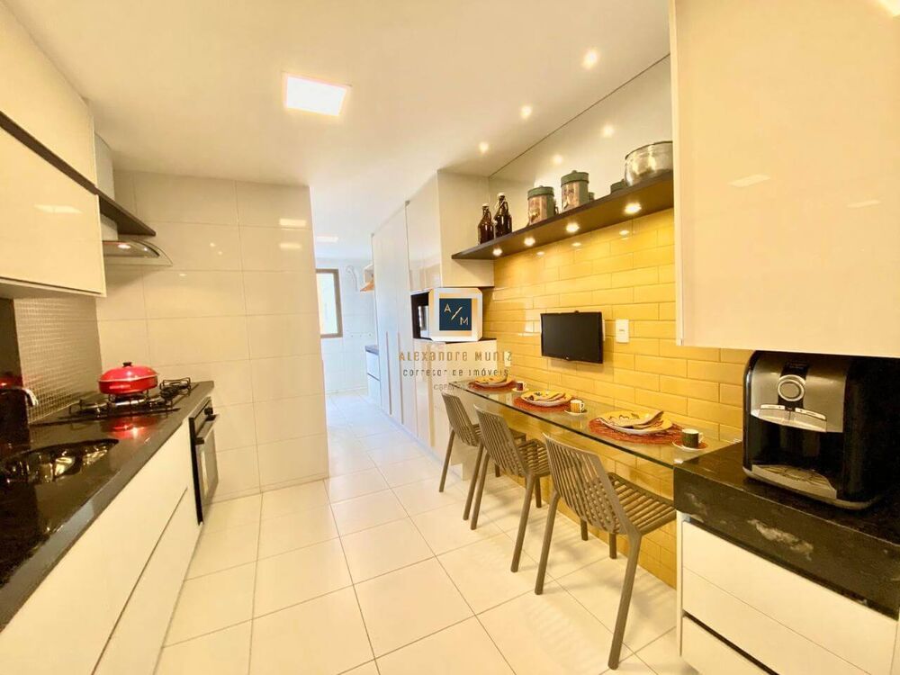 Apartamento à venda com 3 quartos, 162m² - Foto 3