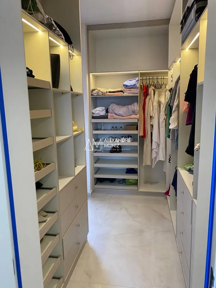 Casa, 3 quartos, 232 m² - Foto 11