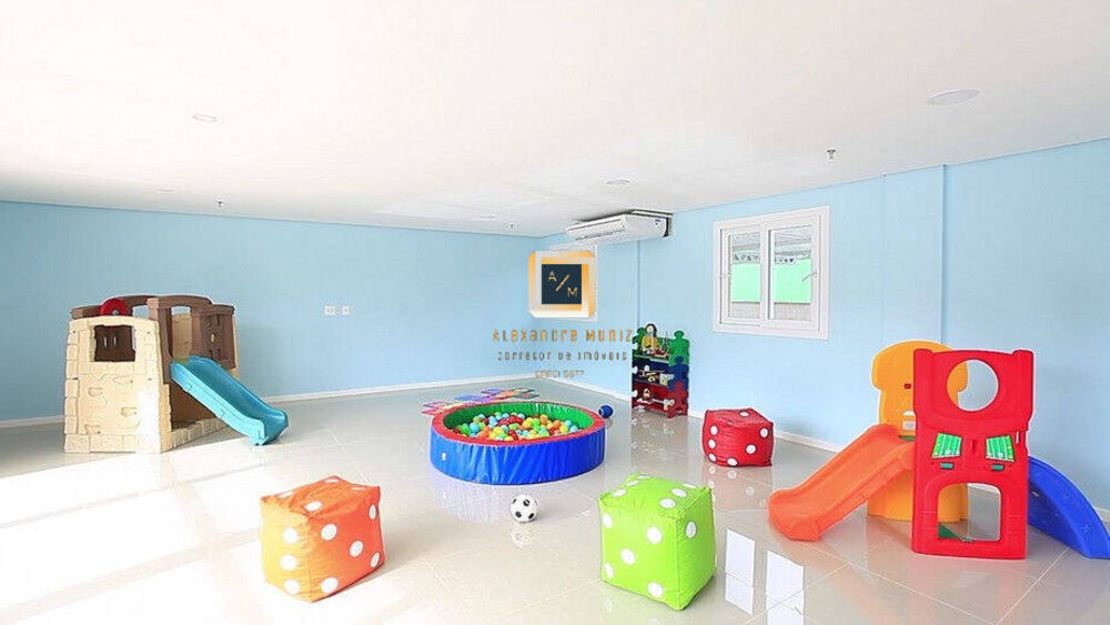 Apartamento à venda com 3 quartos, 164m² - Foto 2