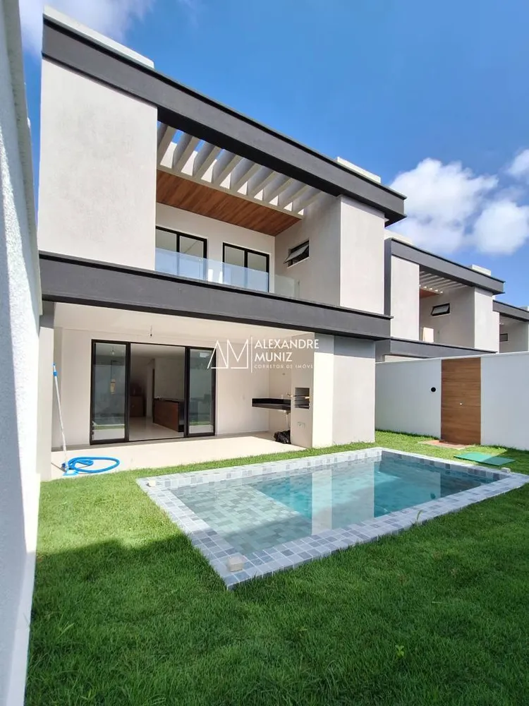 Casa, 4 quartos, 247 m² - Foto 1