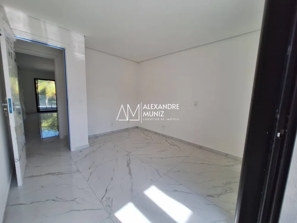 Casa, 4 quartos, 247 m² - Foto 11