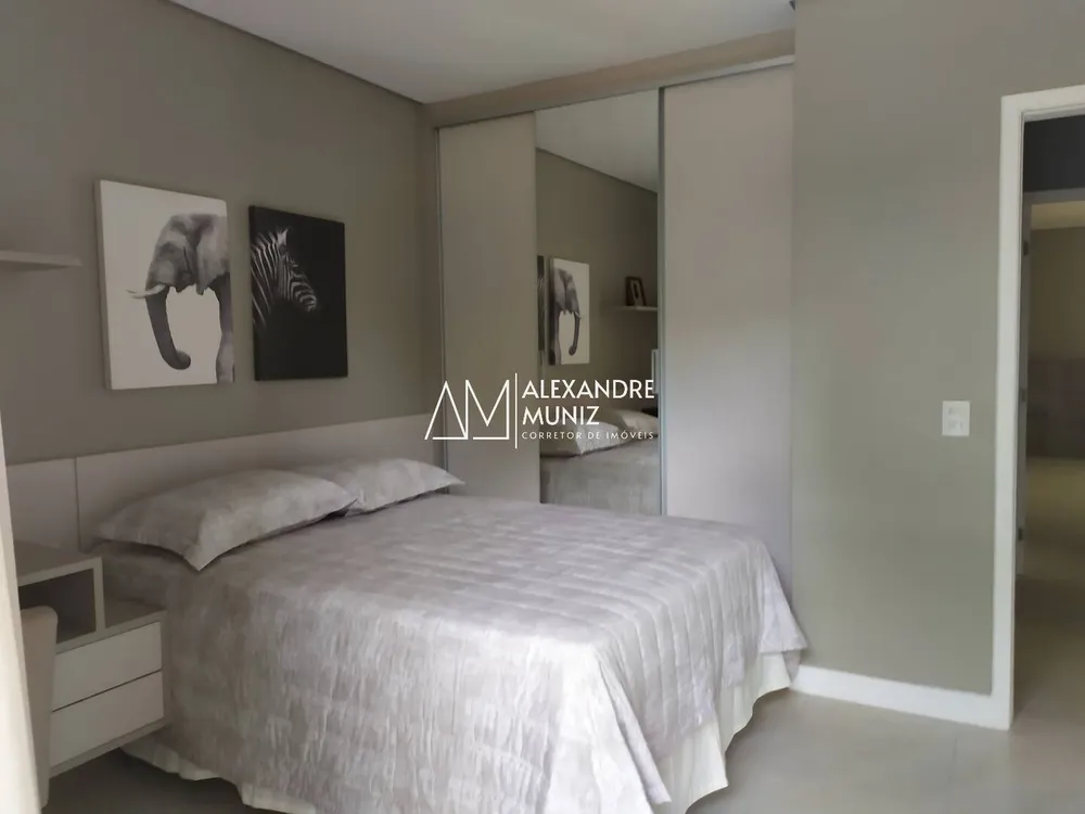 Casa, 3 quartos, 229 m² - Foto 3