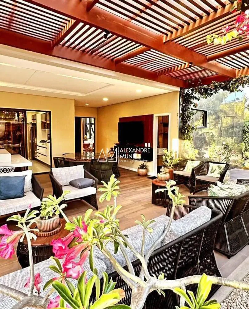 Casa, 5 quartos, 584 m² - Foto 4
