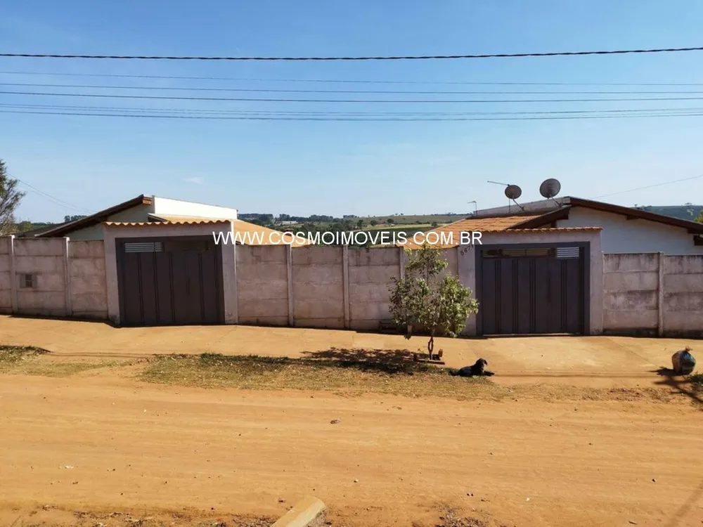 Chácara, 2 quartos, 2500 m² - Foto 1