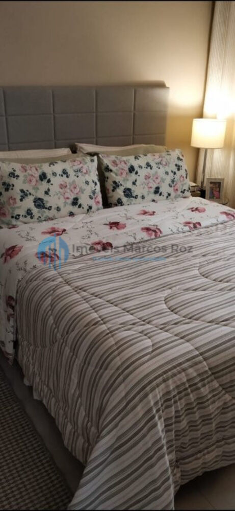 Apartamento à venda com 2 quartos, 60m² - Foto 5