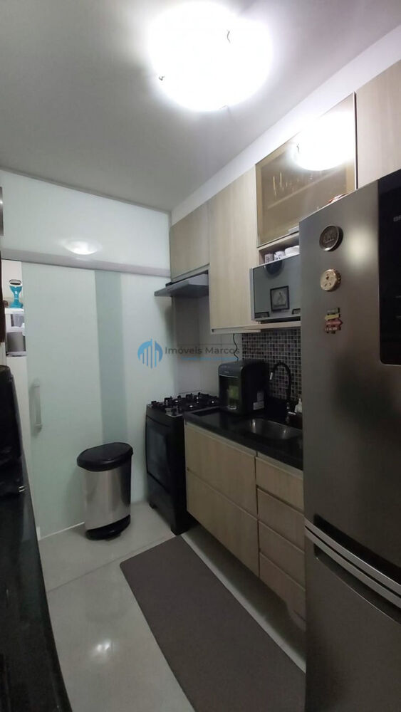 Apartamento à venda com 2 quartos, 60m² - Foto 4