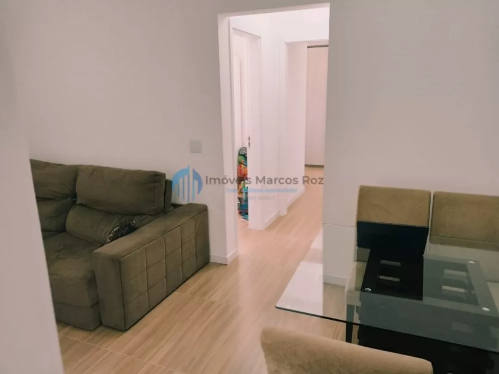 Apartamento à venda com 2 quartos, 60m² - Foto 4