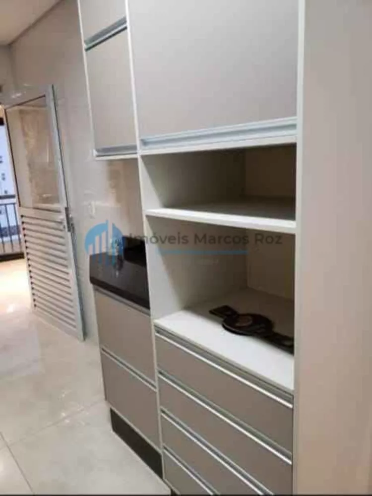 Apartamento à venda com 3 quartos, 97m² - Foto 3