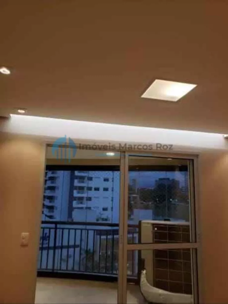 Apartamento à venda com 3 quartos, 97m² - Foto 2