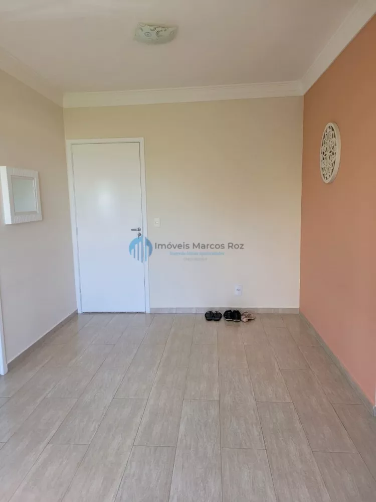 Apartamento à venda com 2 quartos, 60m² - Foto 4