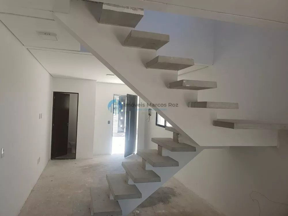 Casa à venda com 3 quartos, 100m² - Foto 6