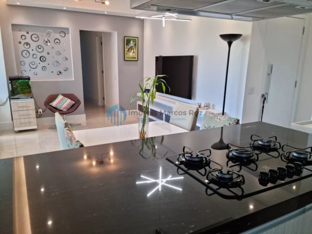 Apartamento à venda com 3 quartos, 98m² - Foto 1