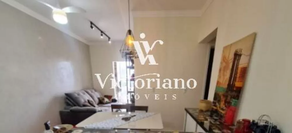 Apartamento à venda com 3 quartos, 80m² - Foto 2