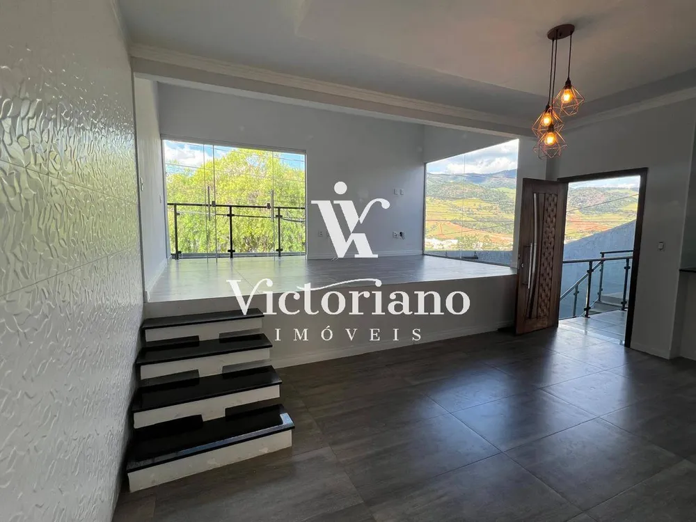 Casa, 3 quartos, 200 m² - Foto 1