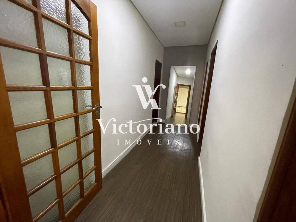 Casa à venda com 3 quartos, 210m² - Foto 13
