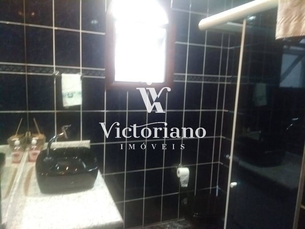 Casa, 4 quartos, 250 m² - Foto 8