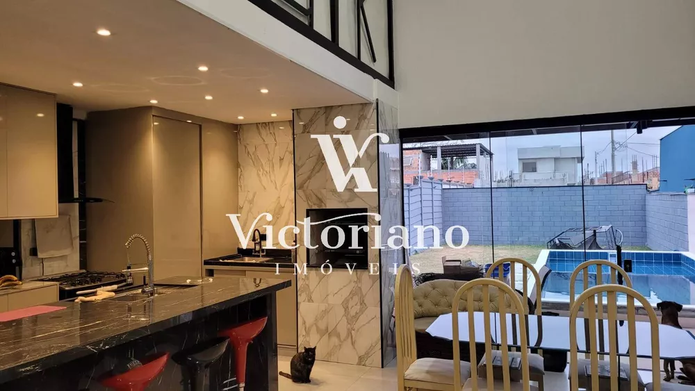 Casa de Condomínio à venda com 3 quartos, 230m² - Foto 1