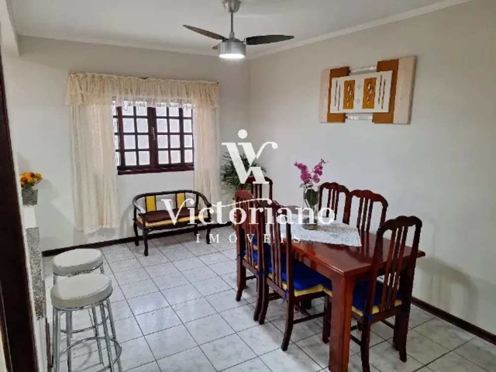 Casa, 3 quartos, 214 m² - Foto 6