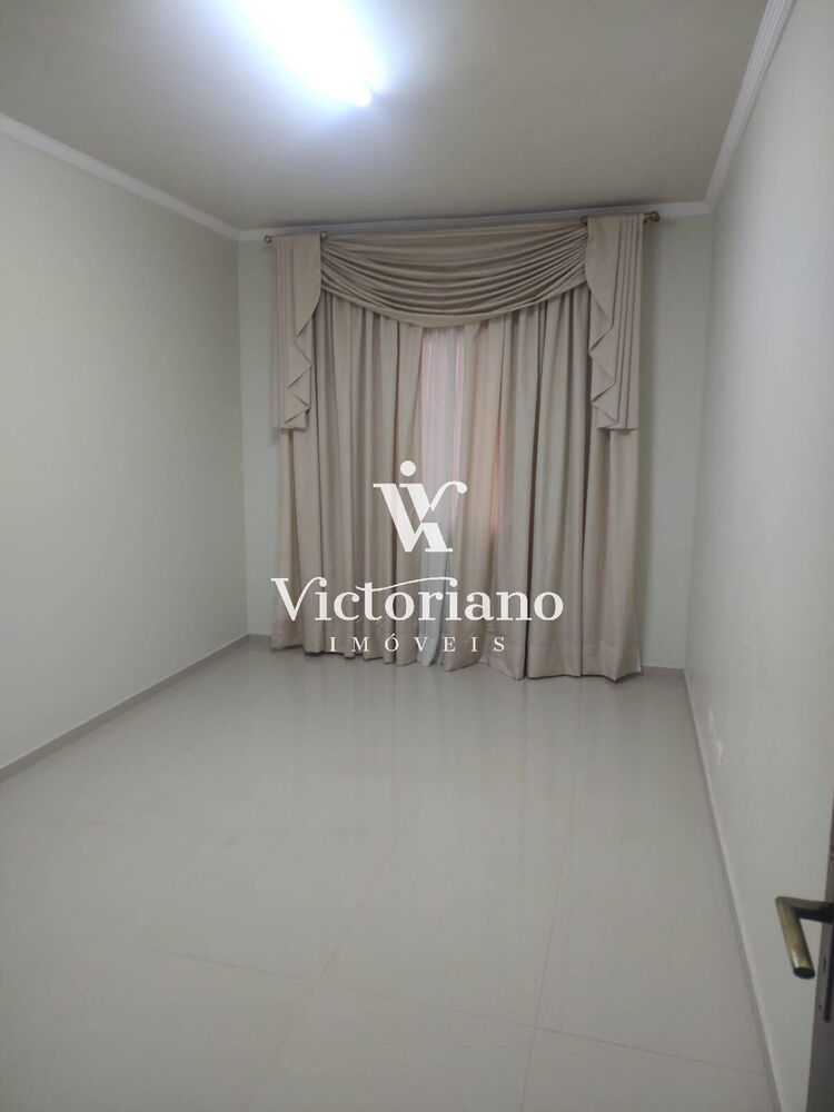Casa, 3 quartos, 178 m² - Foto 1