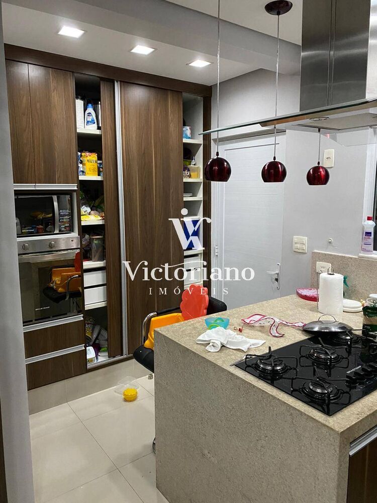 Casa de Condomínio à venda com 3 quartos, 180m² - Foto 1