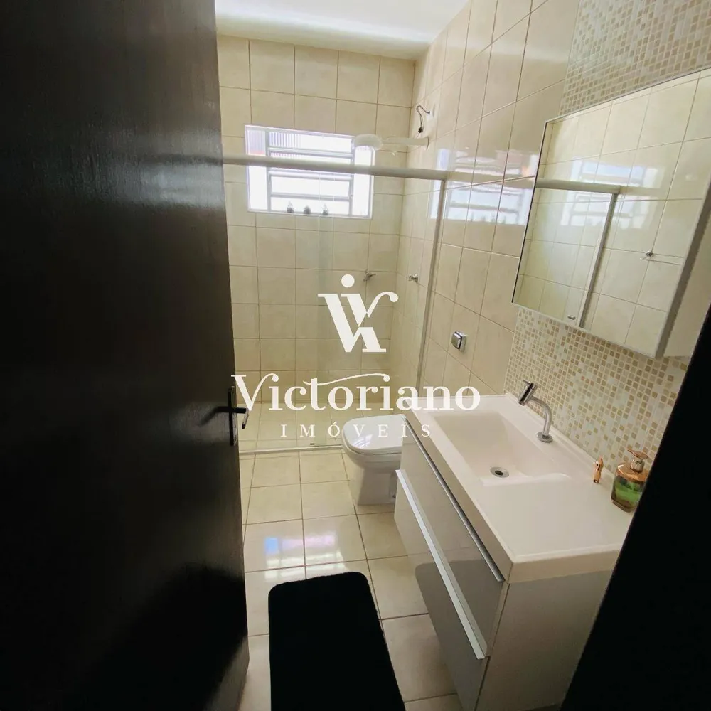 Casa, 3 quartos, 242 m² - Foto 3