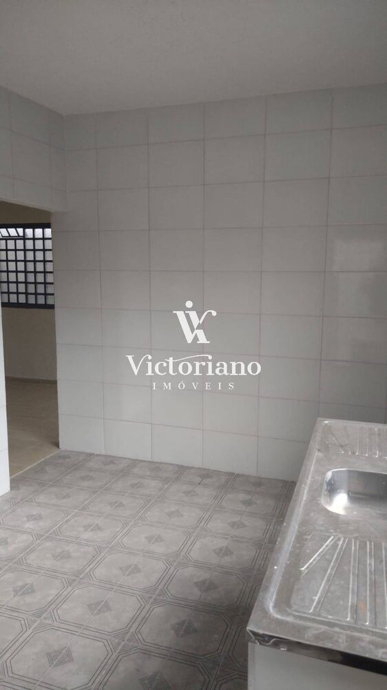 Casa à venda com 3 quartos, 120m² - Foto 7