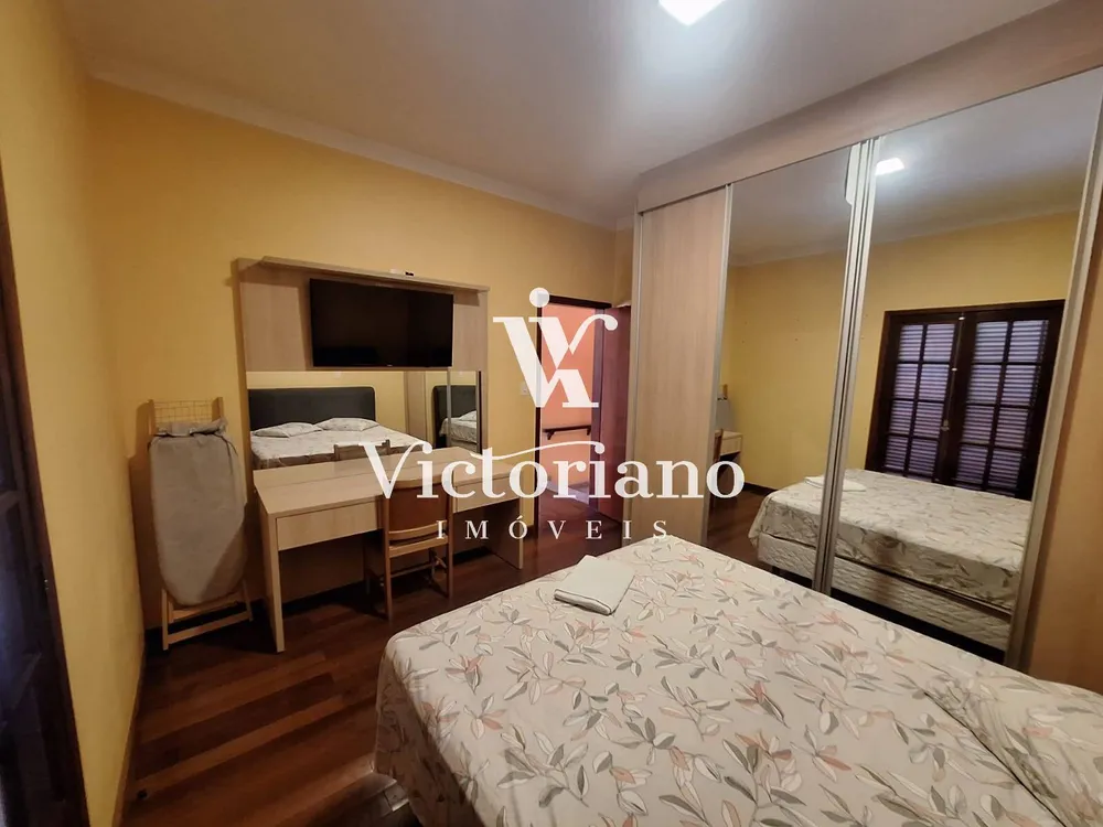 Casa, 3 quartos, 203 m² - Foto 8