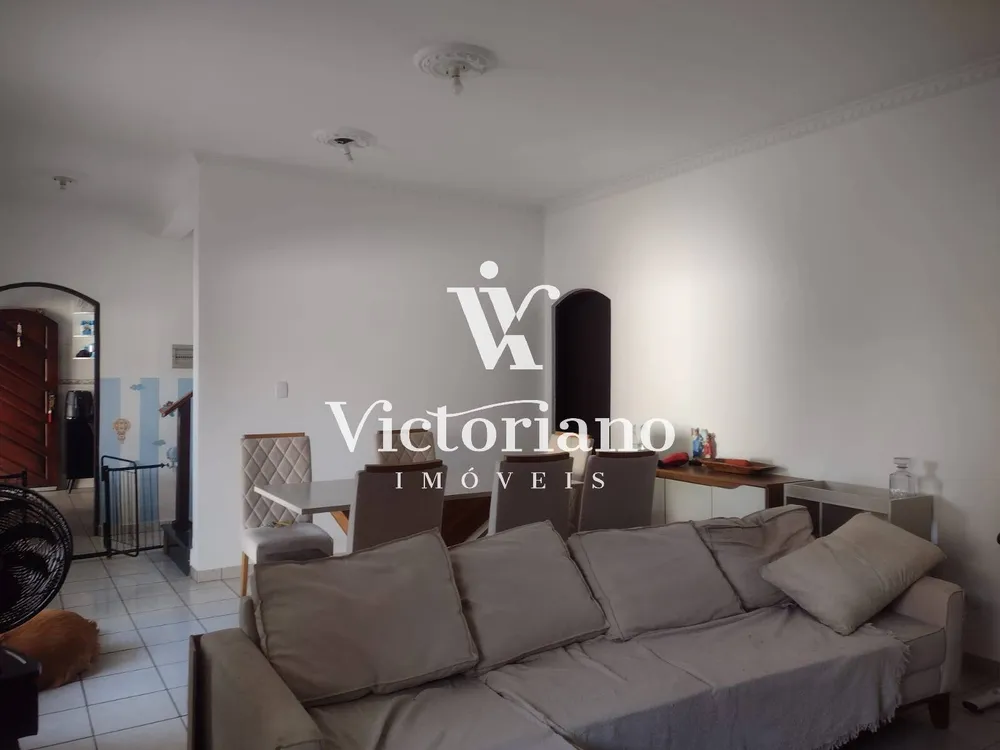 Casa, 4 quartos, 240 m² - Foto 3