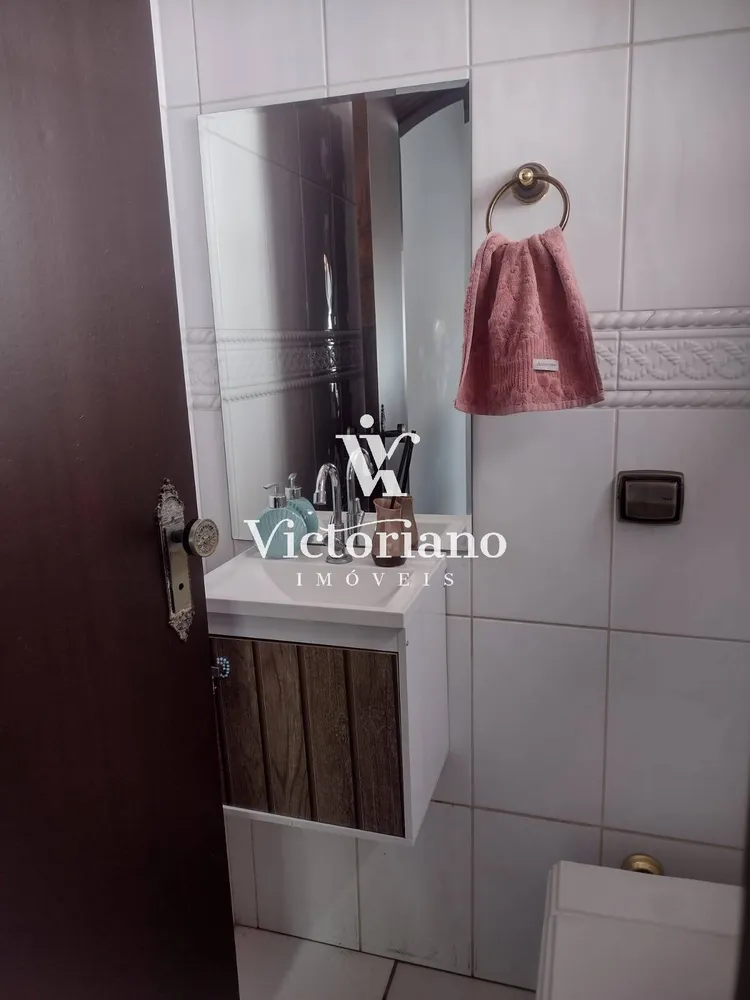Casa, 4 quartos, 240 m² - Foto 4