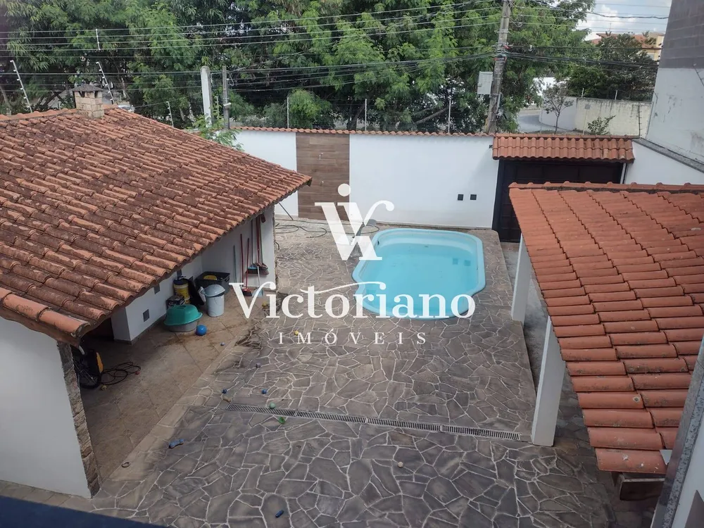 Casa, 4 quartos, 240 m² - Foto 12