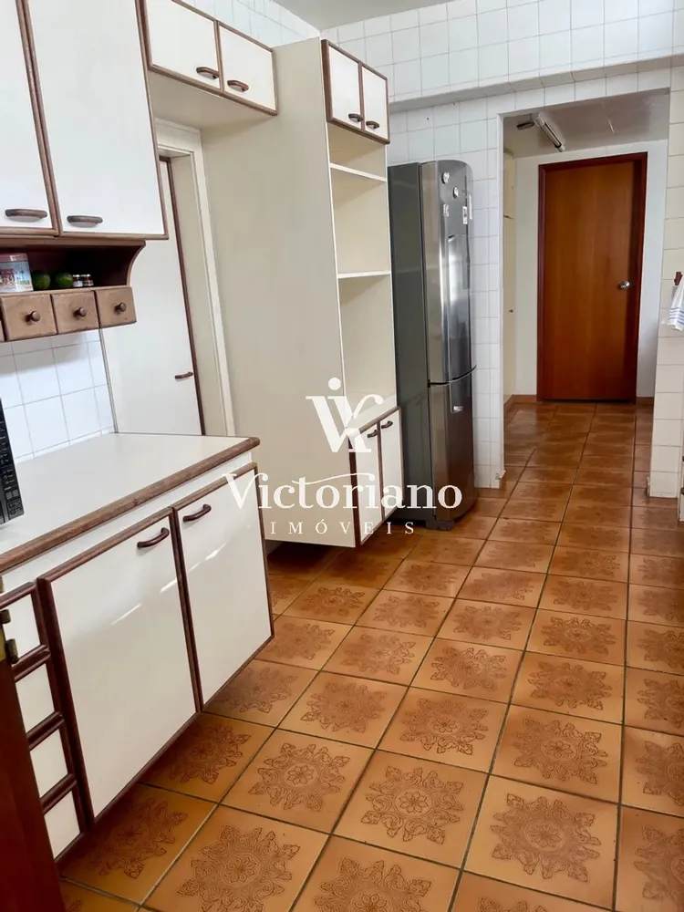 Casa, 6 quartos, 300 m² - Foto 10