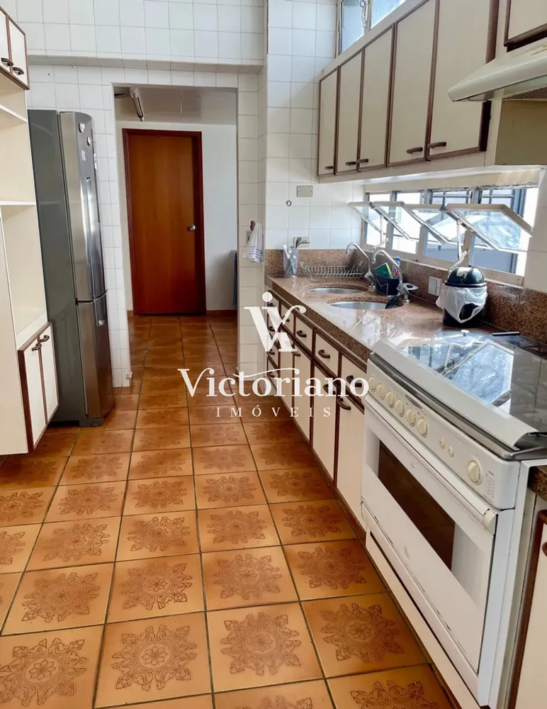 Casa, 6 quartos, 300 m² - Foto 13