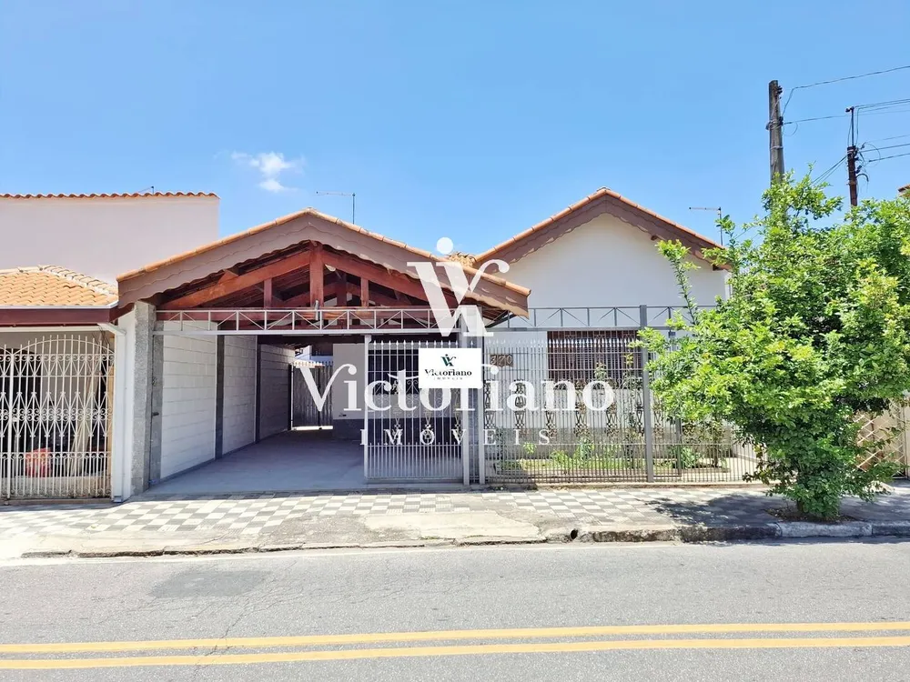 Casa, 3 quartos, 183 m² - Foto 2