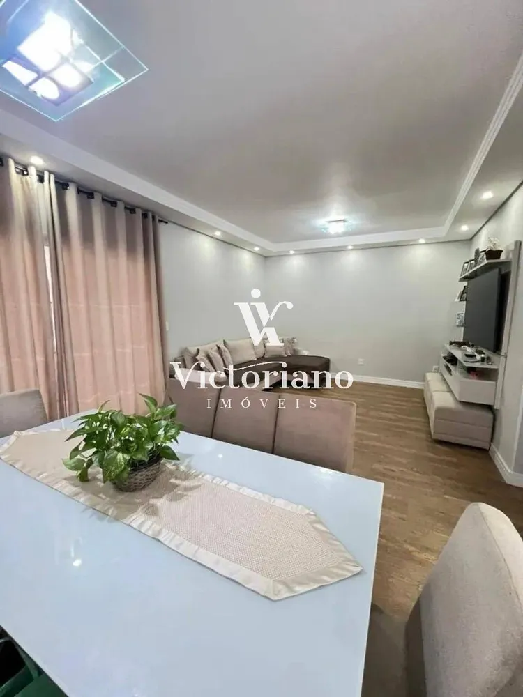 Casa, 3 quartos, 177 m² - Foto 1