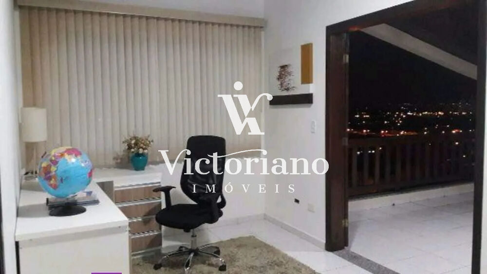 Casa à venda com 3 quartos, 305m² - Foto 3