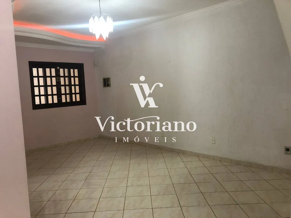 Casa, 4 quartos, 235 m² - Foto 4