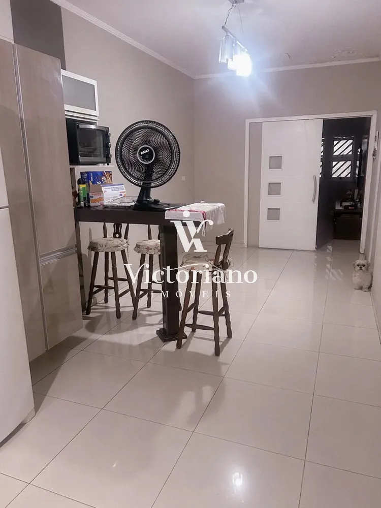 Casa, 3 quartos, 206 m² - Foto 6