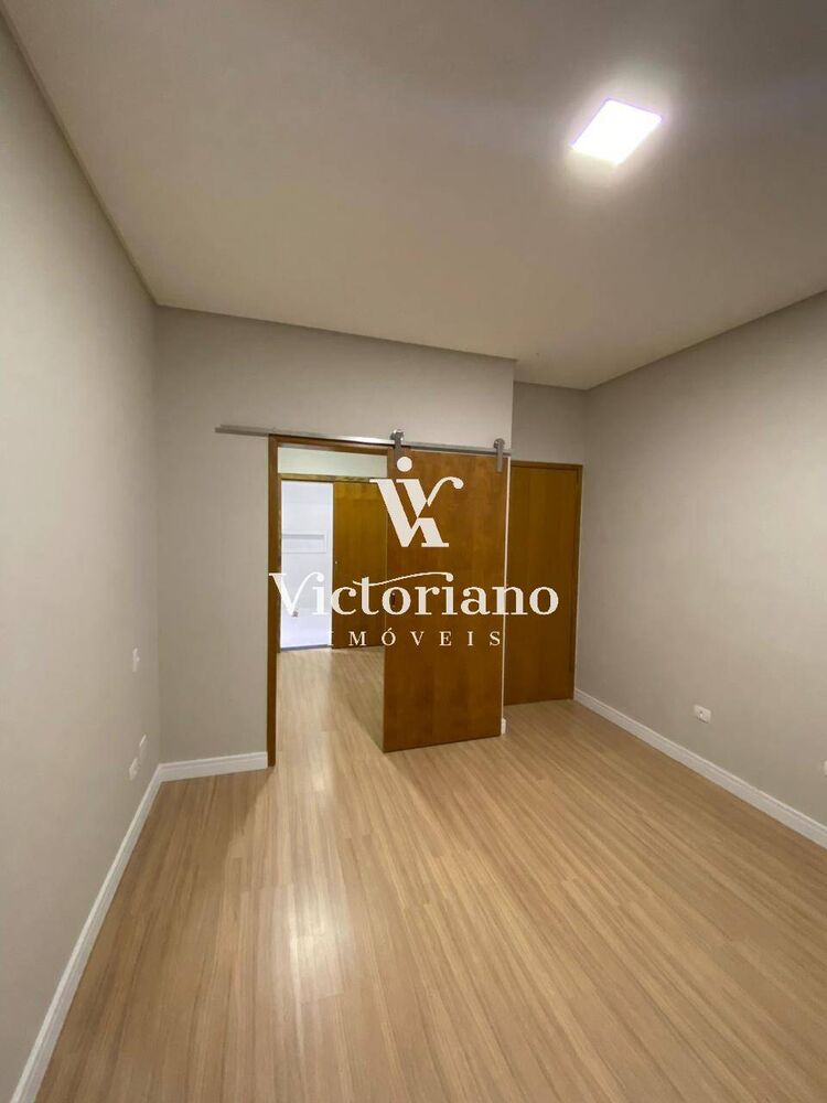 Casa de Condomínio à venda com 3 quartos, 222m² - Foto 4