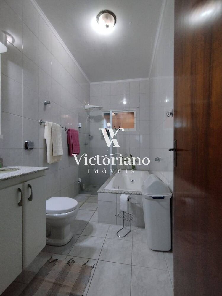 Casa, 4 quartos, 175 m² - Foto 20