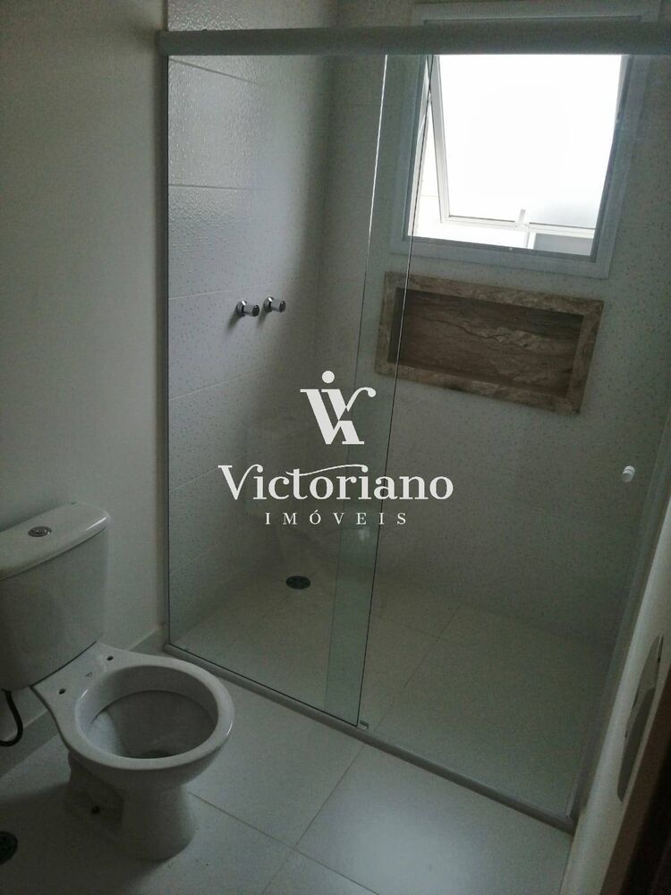 Casa de Condomínio à venda com 3 quartos, 214m² - Foto 4