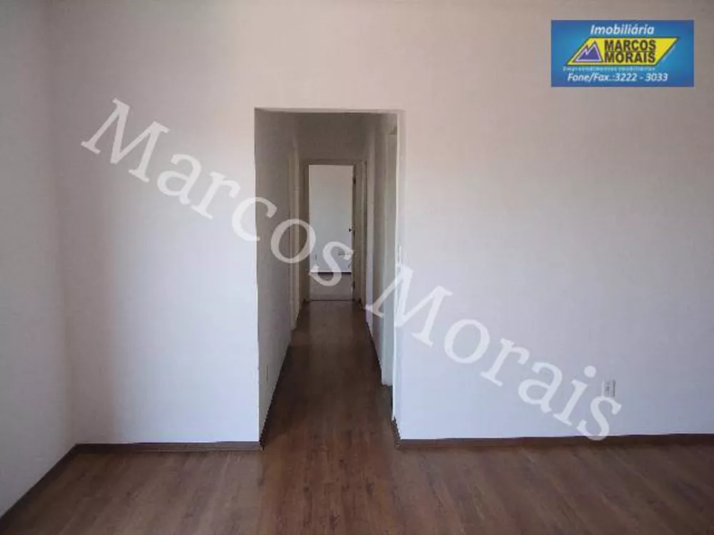 Apartamento à venda com 3 quartos, 85m² - Foto 4