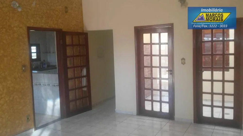 Casa, 3 quartos, 180 m² - Foto 1