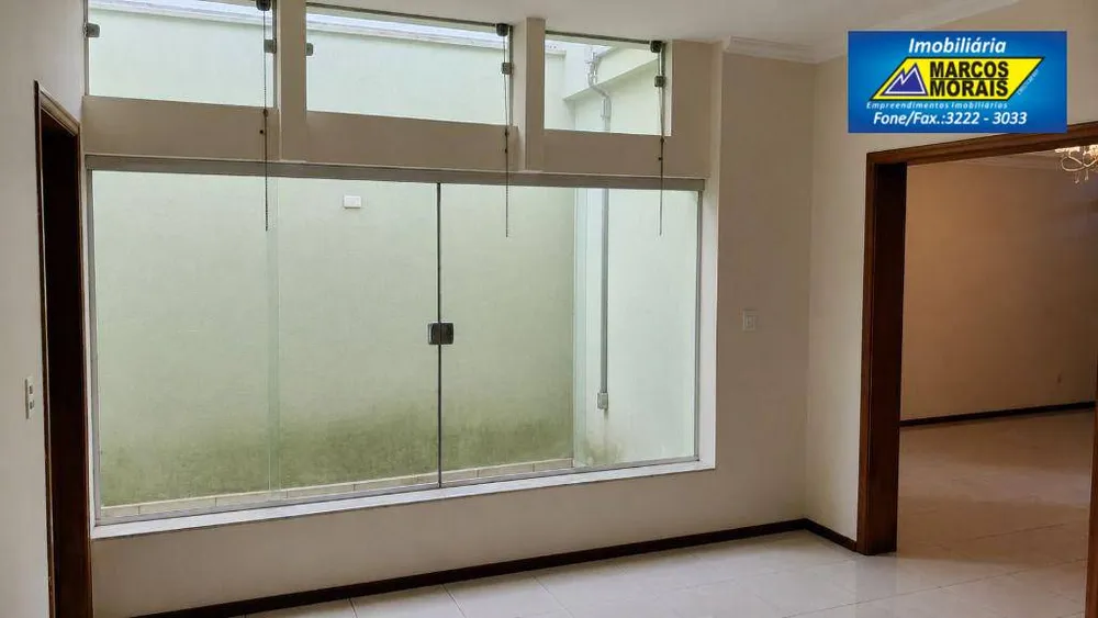 Casa, 3 quartos, 220 m² - Foto 3