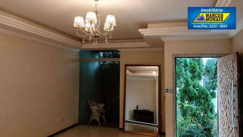 Casa, 3 quartos, 220 m² - Foto 1