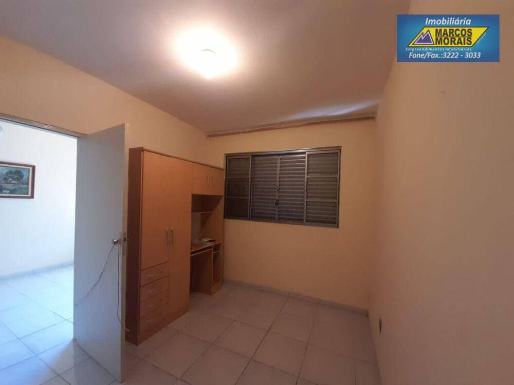 Casa, 3 quartos, 188 m² - Foto 2