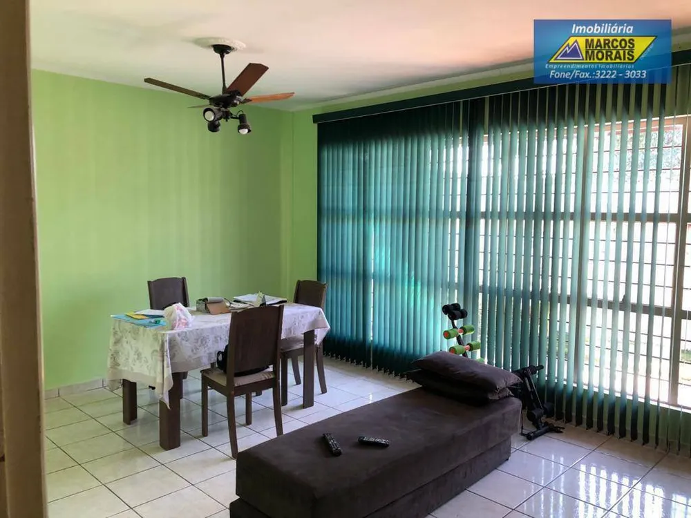 Casa, 3 quartos, 197 m² - Foto 1