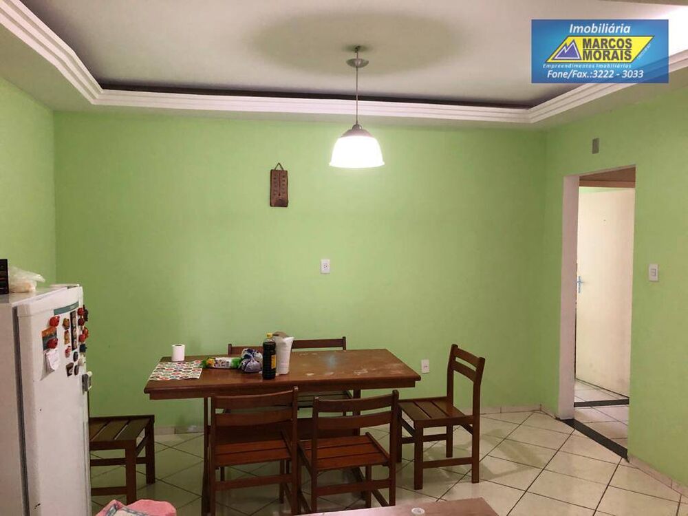 Casa à venda com 3 quartos, 197m² - Foto 4