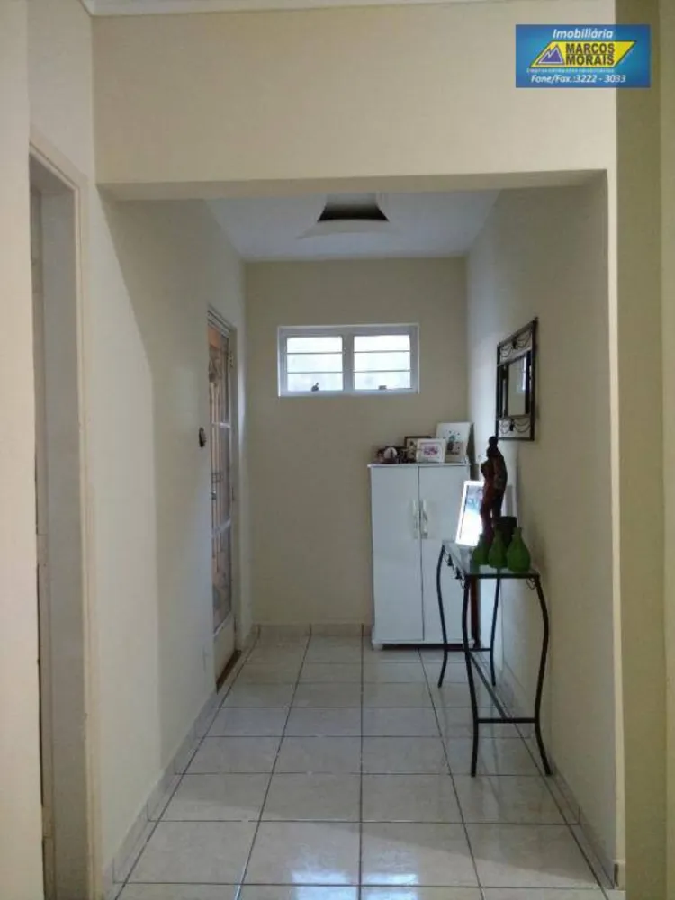 Casa, 3 quartos, 197 m² - Foto 2