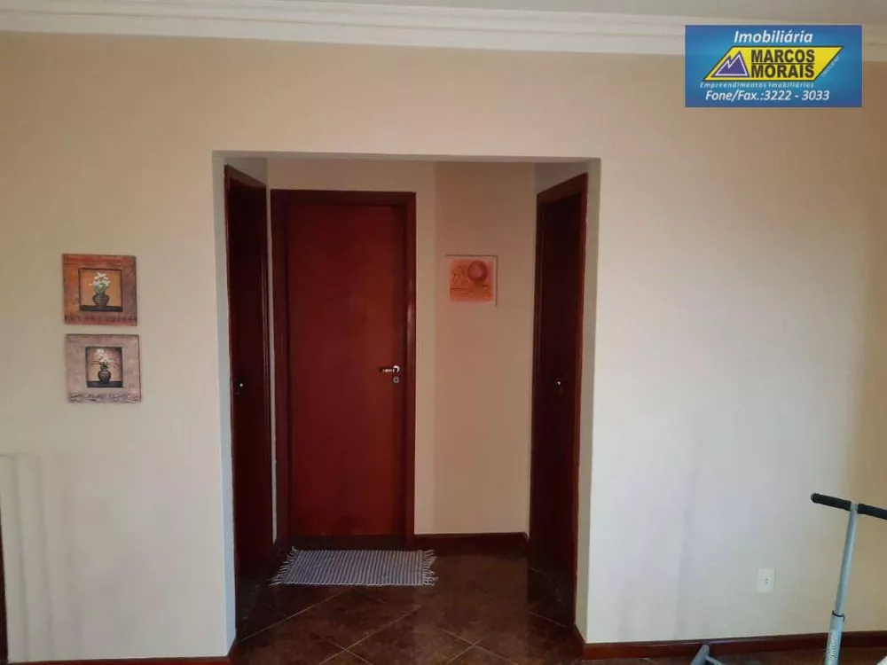 Casa, 4 quartos, 250 m² - Foto 12