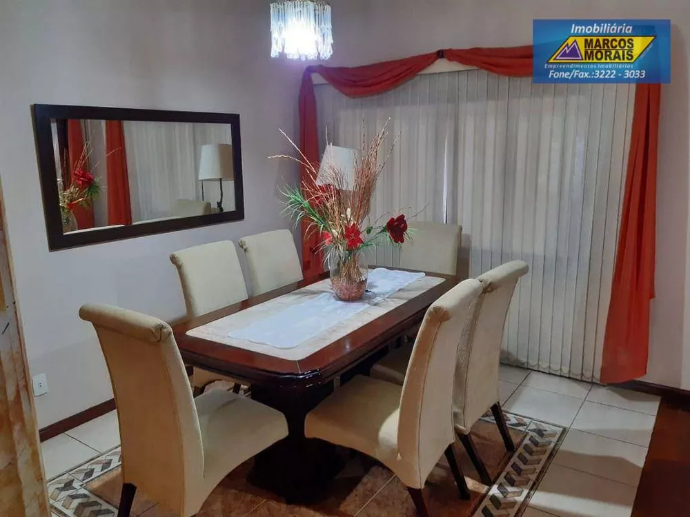 Casa, 4 quartos, 250 m² - Foto 15